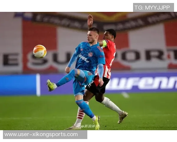 埃因霍温正式买断勒沃库森门将科瓦尔签约四年半开启新篇章