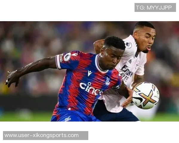 坎贝尔建议阿森纳引进格伊强调优秀中卫搭档需长期磨合